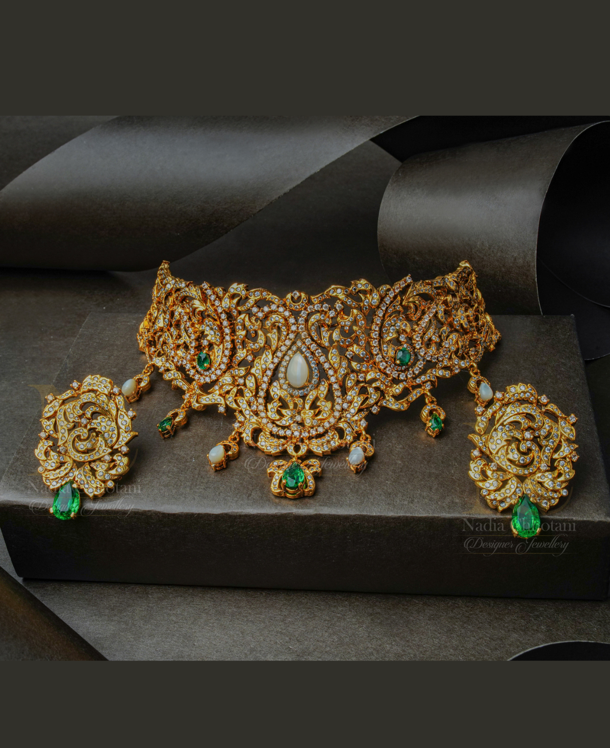 Raani Zevar Emerald Choker Set