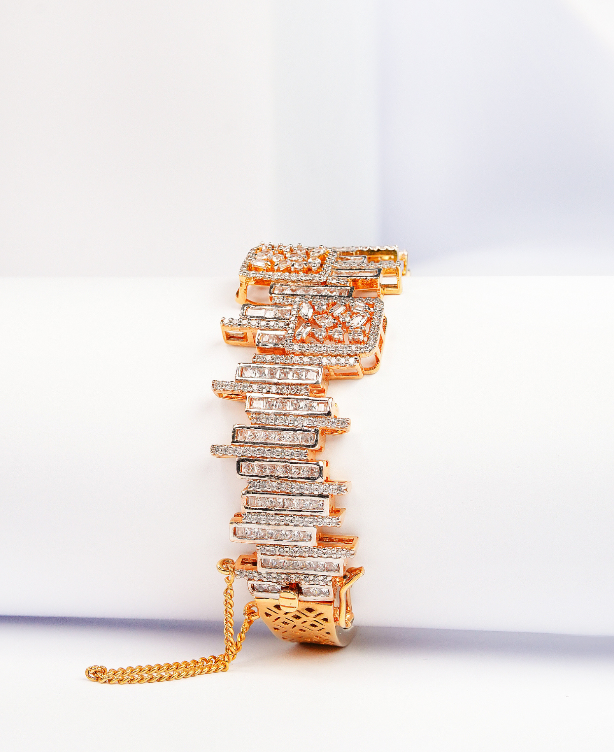 Zircon Dainty Blocks Kara