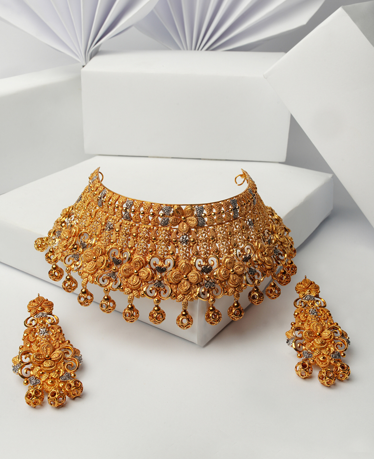 Sunehri Maharani Set