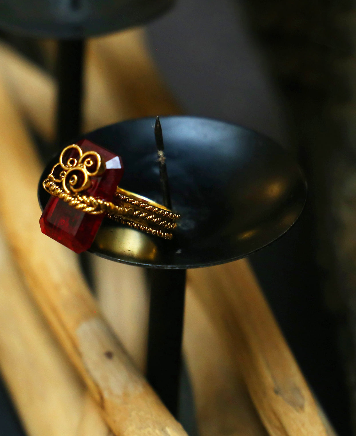 Maroons & Golds Twisted Wire Ring